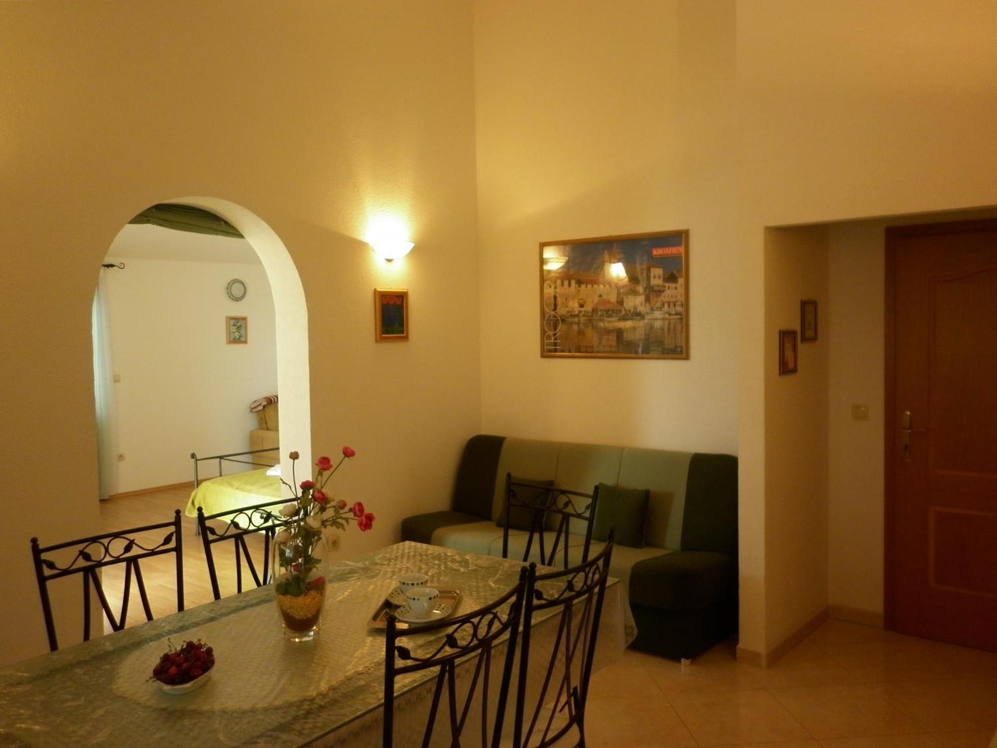 Apartments Ivona 2 Trogir Zimmer foto