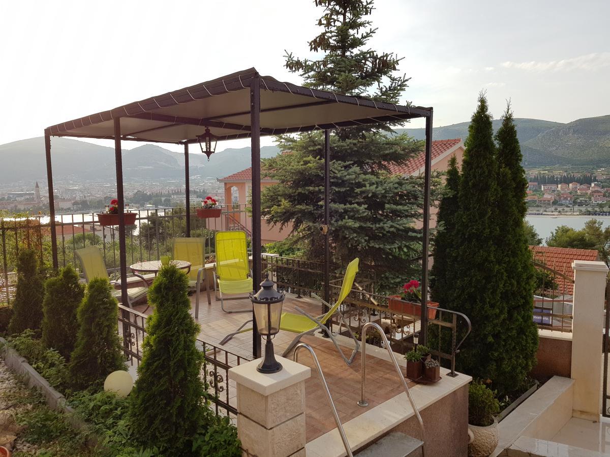 Apartments Ivona 2 Trogir Exterior foto