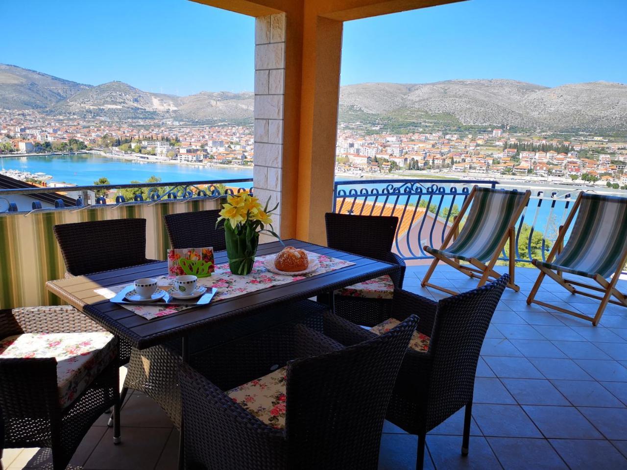 Apartments Ivona 2 Trogir Exterior foto